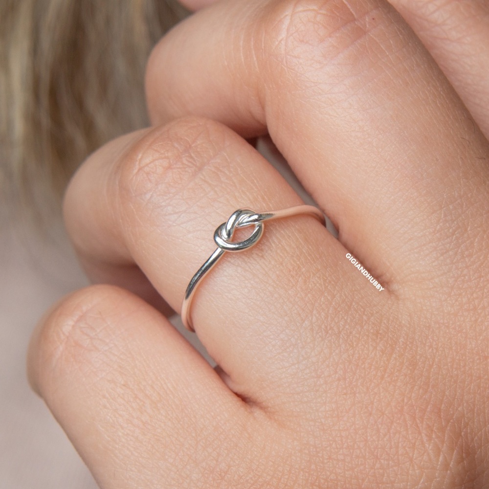 Sterling Silver Love Knot Ring size 5,7,8